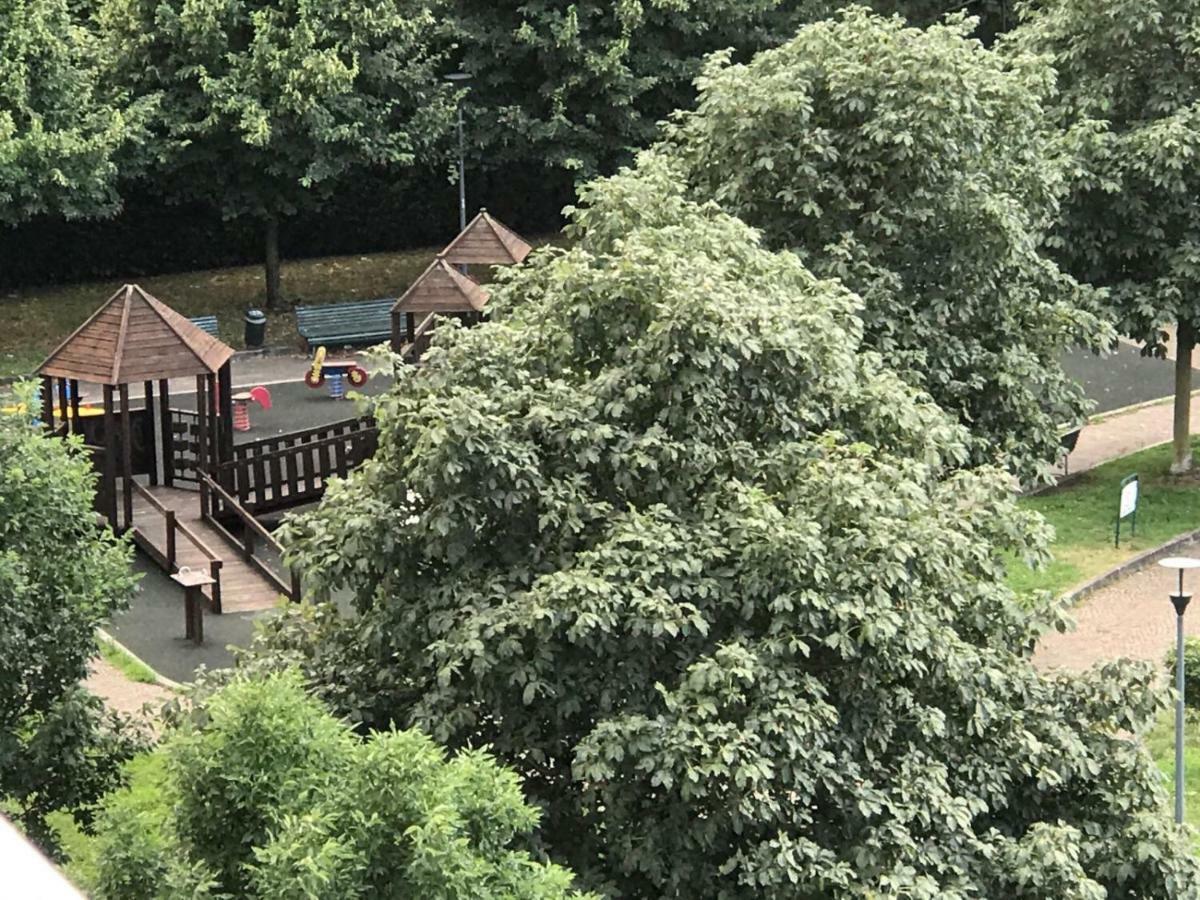 Sunflower House Ieo Ripamonti ميلان المظهر الخارجي الصورة