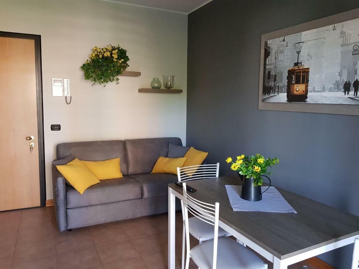 Sunflower House Ieo Ripamonti ميلان المظهر الخارجي الصورة